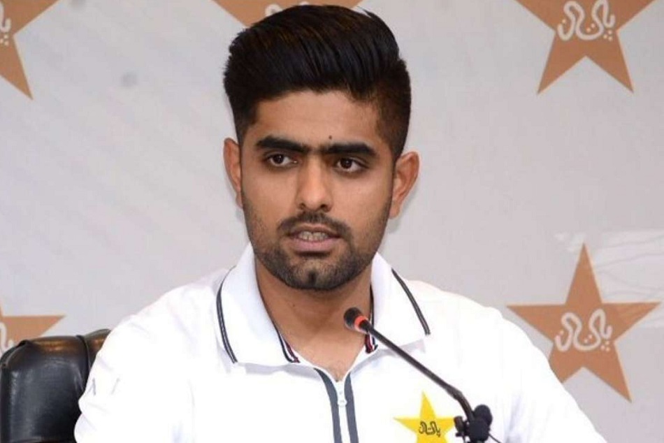 बाबर आजम ने दिया जवाब, कहा- मैं गोरा नहीं हूं, मुझे अंग्रेजी अच्छे से आती है