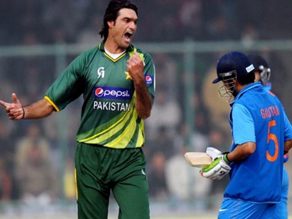 1. मोहम्मद इरफान 