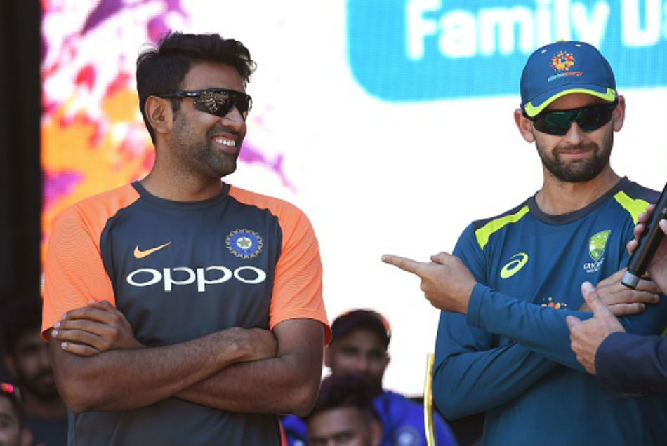 'वनडे खेलने के लायक नहीं हैं अश्विन-लॉयन', पाकिस्तान के दिग्गज स्पिनर का दावा