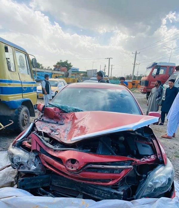 अफसर जजाई एक कार दुर्घटना का शिकार हुए-