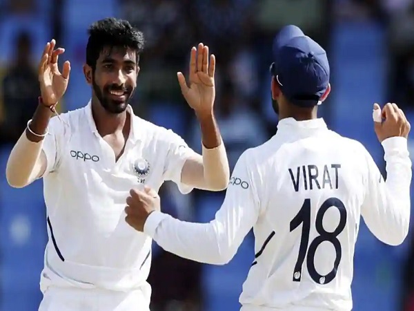 ऐसी है गेंदबाजी