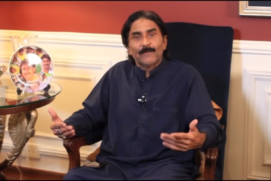 मेरे समय क्रिकेट मुश्किल था, कोहली की तुलना मेरे साथ साथ मत करो : जावेद मियांदाद