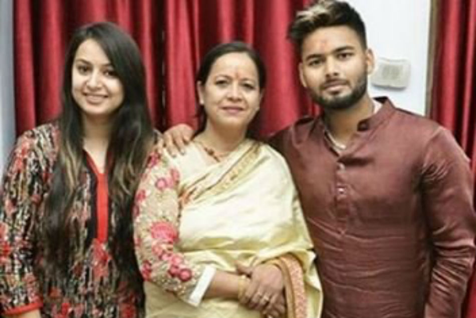 मुश्किल में फंसा ऋषभ पंत का परिवार, लगा धोखा-धड़ी और धमकाने का आरोप