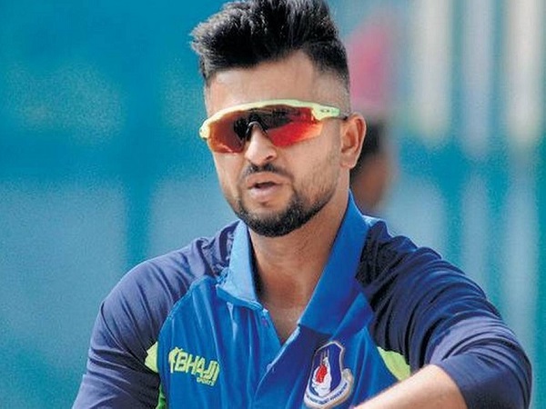 हाॅकी से भी पीटा था