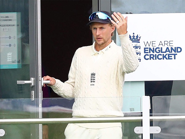 फिर माइक बने शिकार