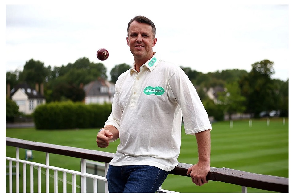 दुनिया की किसी भी टीम को सस्ते में निपटा सकता है भारतीय पेस अटैक: ग्रीम स्वान