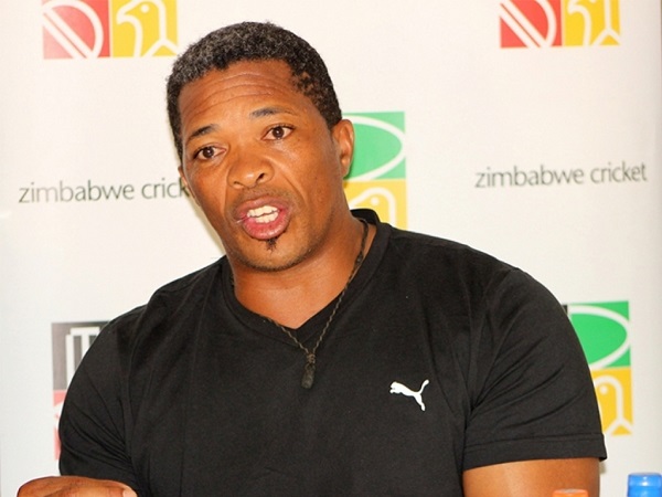 साथ नहीं बैठते थे साथी खिलाड़ी