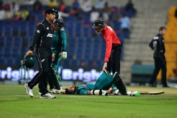 'नहाते समय कई घंटों मैं रोता रहता था'