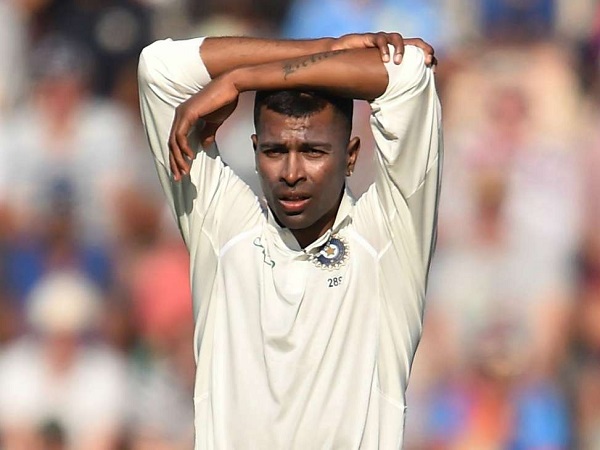 पांड्या ने गेंदबाजी शुरू नहीं की