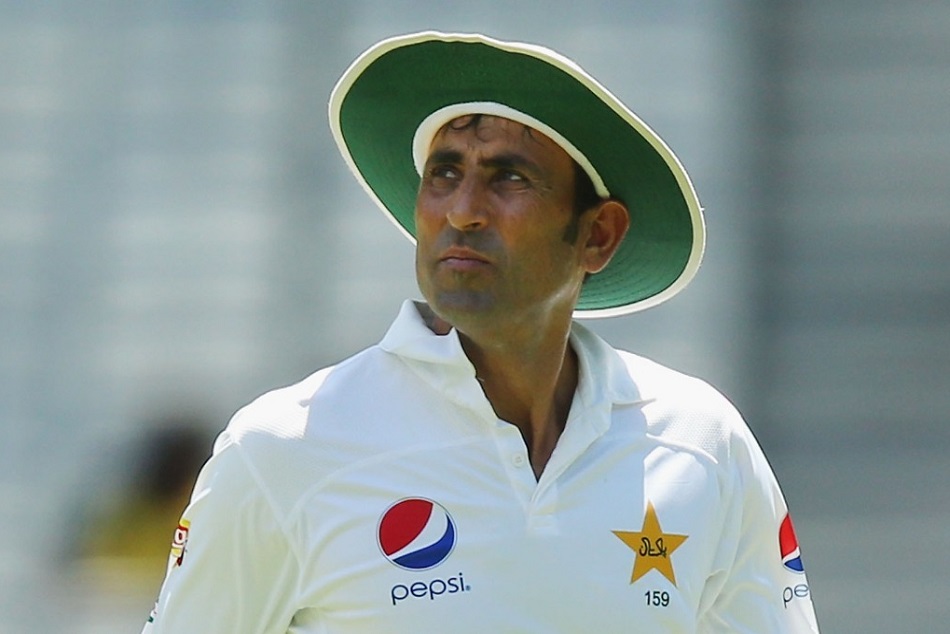 पाकिस्तान क्रिकेट टीम के बैटिंग कोच यूनिस खान ने दिया अपने पद से इस्तीफा