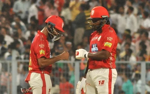 सनराइजर्स हैदराबाद और राजस्थान रॉयल्स-