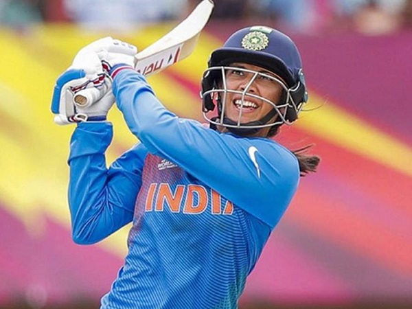 स्मृति मंधाना और एलीस पेरी क्रमशः 12 वीं और 20 वीं रैंक पर थीं