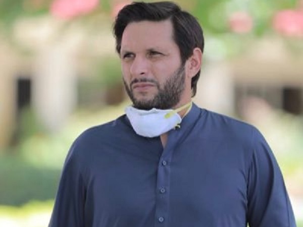 बाबर को है चमकने की जरूरत