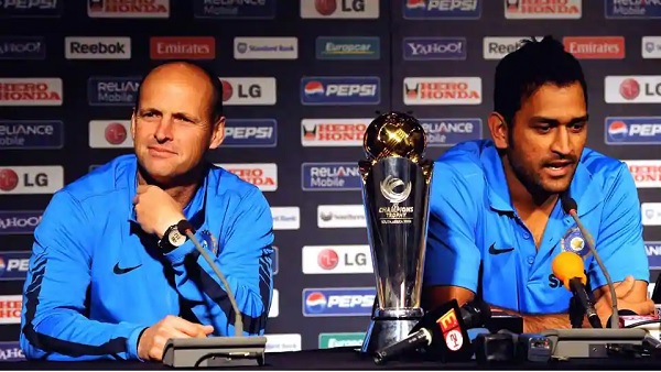 गैरी कर्स्टन ने धोनी को धन्यवाद दिया-