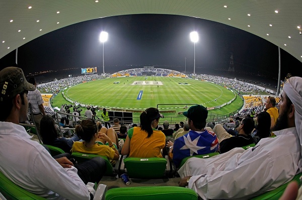 'टीम मालिकों को जैव-बुलबले से निकाला जाए'