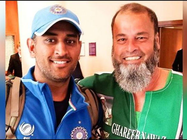 2011 वर्ल्‍ड कप से मजबूत हुआ बशीर और धोनी के बीच रिश्‍ता