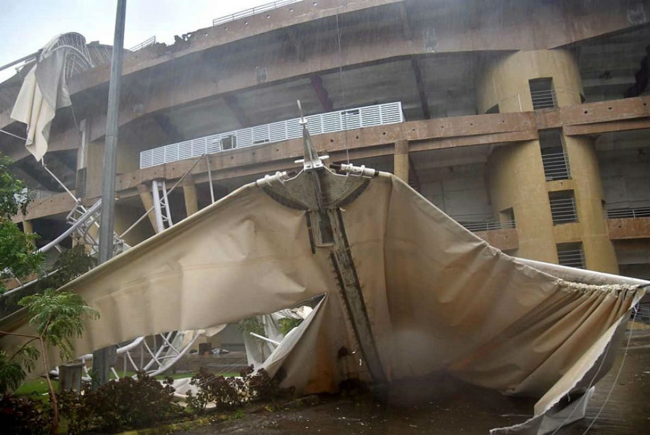 मुंबई की बारिश में उड़ी भारत के दूसरे सबसे बड़े स्टेडियम की छत, 12 साल पहले ही बनकर हुआ था तैयार