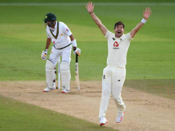 ENG vs PAK: 99 पर बटलर को मिला जीवनदान फिर बना दिया रिकॉर्ड तोड़ शतक, देखें आंकड़े