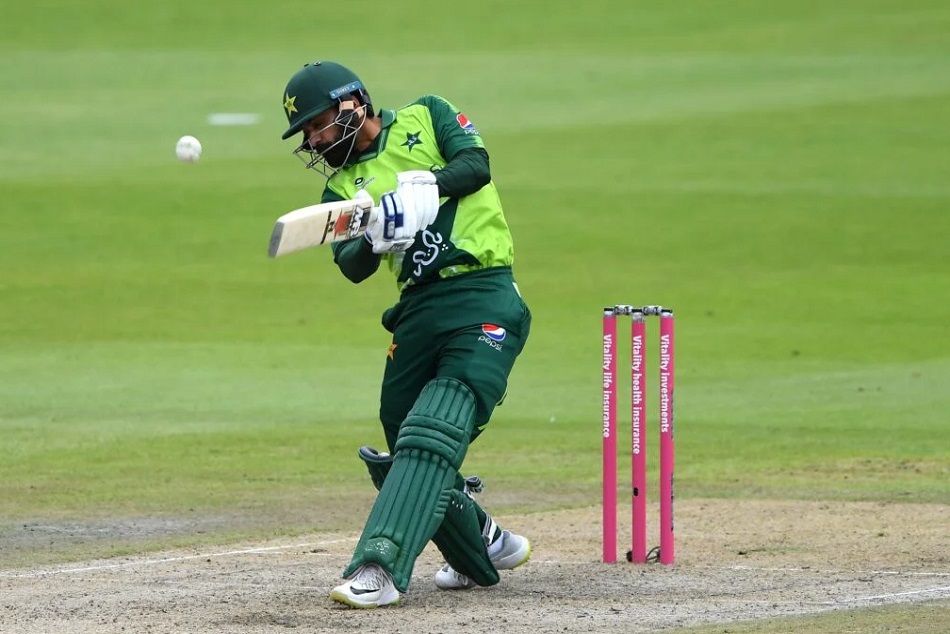 ENG vs PAK T-20 : हार गया पाकिस्तान, लेकिन मोहम्मद हफीज ने बनाया नया विश्व रिकॉर्ड