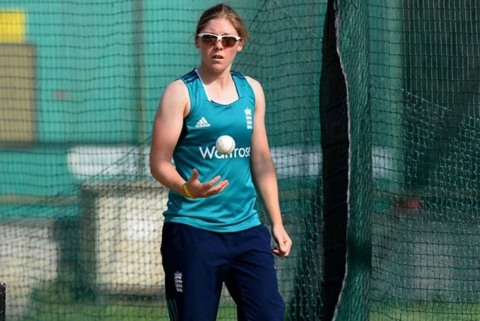 'महिला क्रिकेट को हाशिये पर नहीं धकेला जायेगा', विश्व कप टालने पर बोली हीथर नाइट