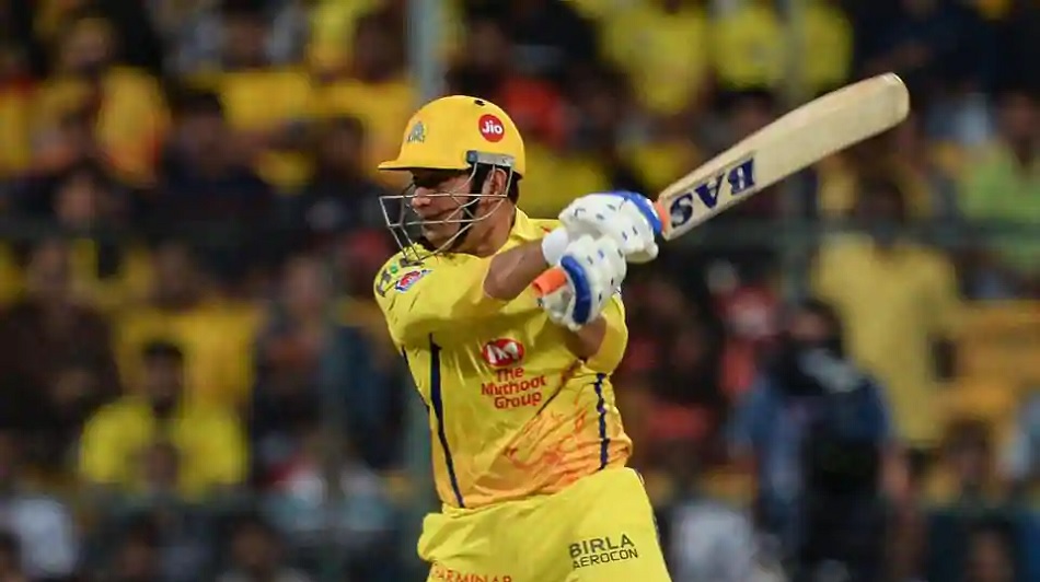 IPL 2020: MS Dhoni huge six went outside of the ground in CSK practice, Watch Video