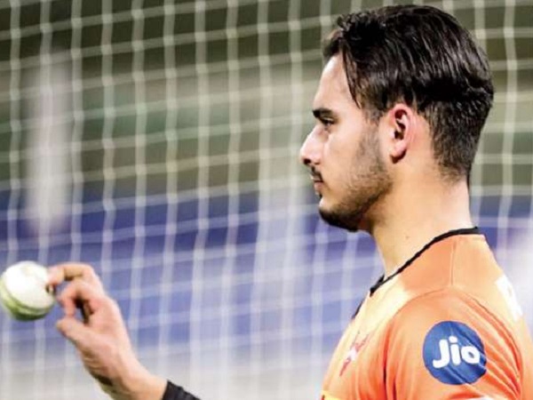 20 लाख था बेस प्राइस