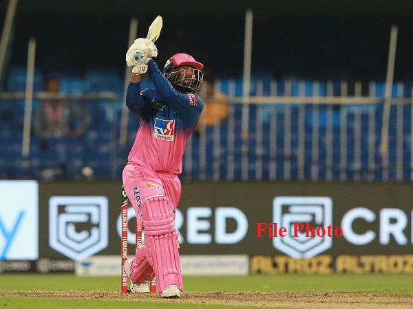 ऐसा करने वाले पहले भारतीय बने