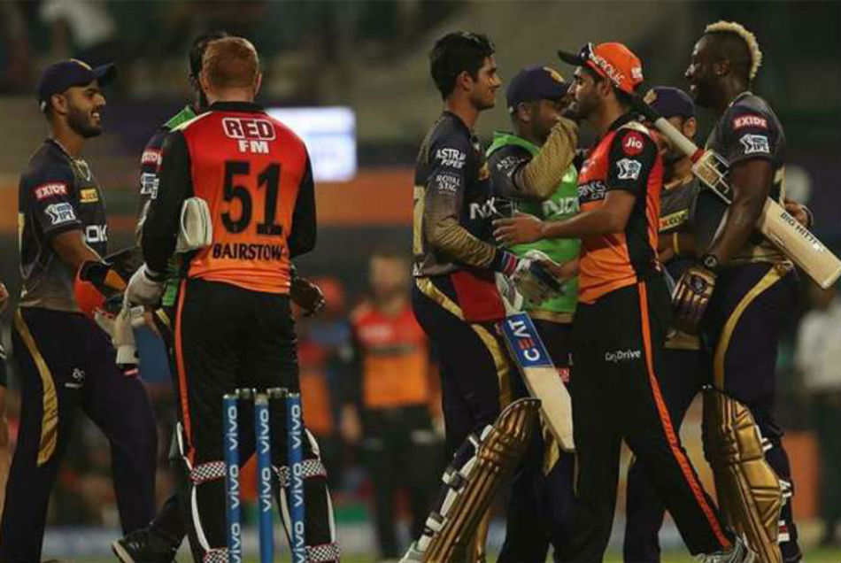 KKR vs SRH: डेविड वॉर्नर ने जीता टॉस, पहले बल्लेबाजी करेगी हैदराबाद