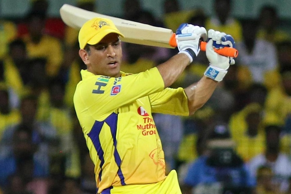 MI vs CSK : पहले ही मैच में धोनी दर्ज कर सकते हैं बड़ा रिकाॅर्ड, पीछे रह जाएंगे डिविलियर्स