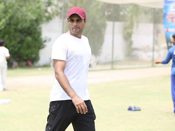 2004 में धोनी ने खींचा था सबका ध्यान