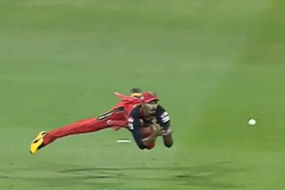 MI vs RCB : देवदत्त पाडिक्कल ने दिखाई फुर्ती, लपका जबरदस्त कैच