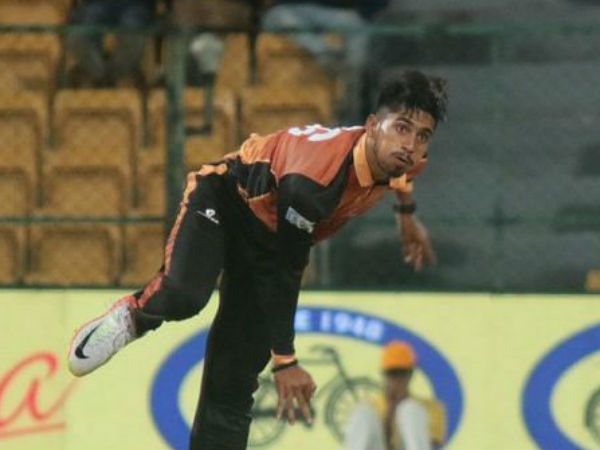 4. प्रवीण दुबे