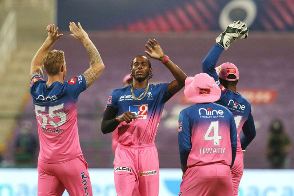 IPL 2020: आर्चर ने बाउंड्री पर पकड़ा जबरदस्त कैच, हैरान रह गये मैदान पर मौजूद सभी खिलाड़ी