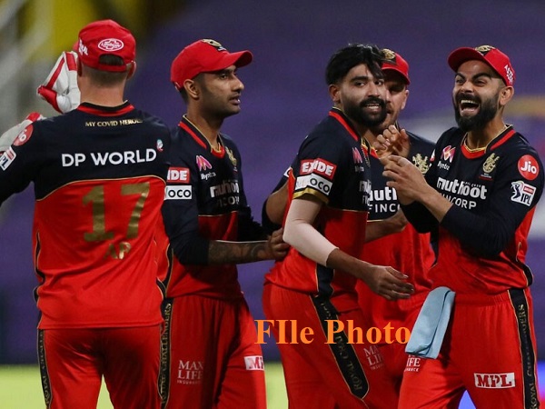 झटके लगातार 2 विकेट