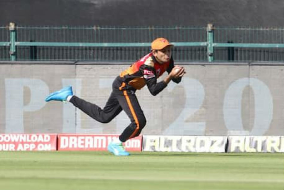 IPL 2020: सुपरमैन बने प्रियम गर्ग ने, केकेआर के खिलाफ लपके 2 शानदार कैच