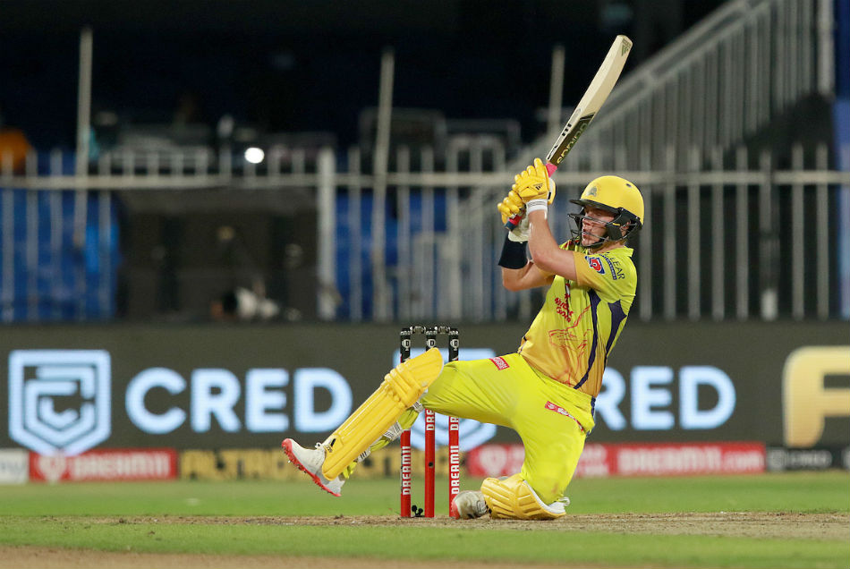 MI vs CSK: सैम करन की जुझारु पारी से 114 पर पहुंची चेन्नई, महज 21 रन पर गिर गये थे 5 विकेट