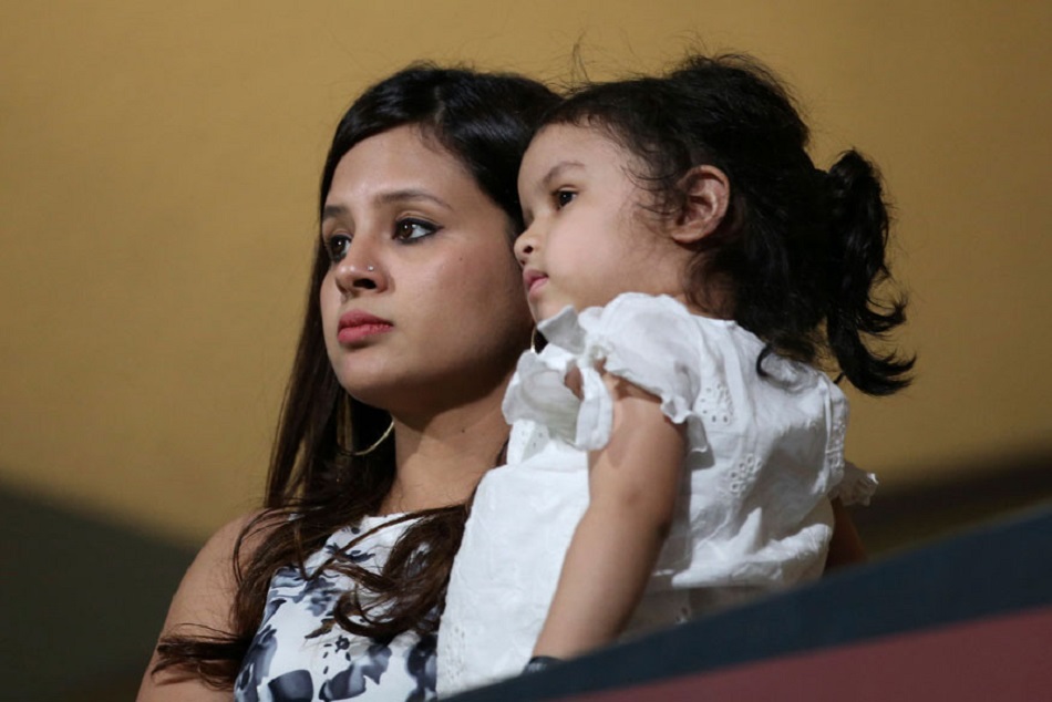 धोनी के घर की बढ़ाई गई सुरक्षा, जीवा को मिली थी रेप की धमकी