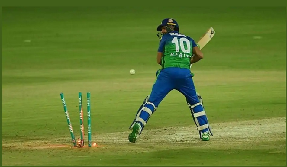 'प्लीज अगली बार धीमी गति से डालना'- PSL में इस बॉलर ने किया अफरीदी को चारो खाने चित्त