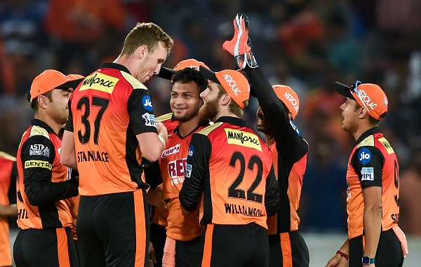 2. बिली स्टेनलेक