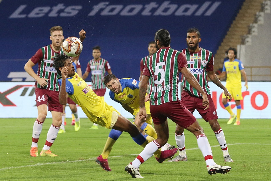 ISL-7 : सीजन के पहले मैच में एटीकेएमबी ने केरला ब्लास्टर्स को 1-0 से हराया