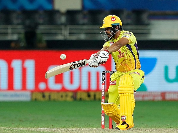 केदार जाधव -