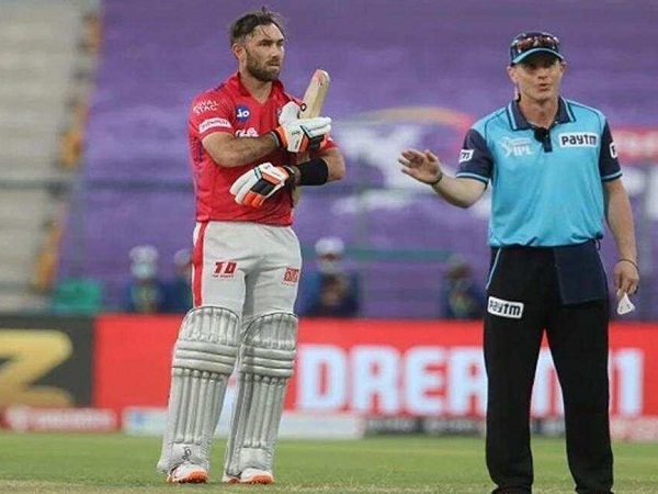 ग्लेन मैक्सवेल -