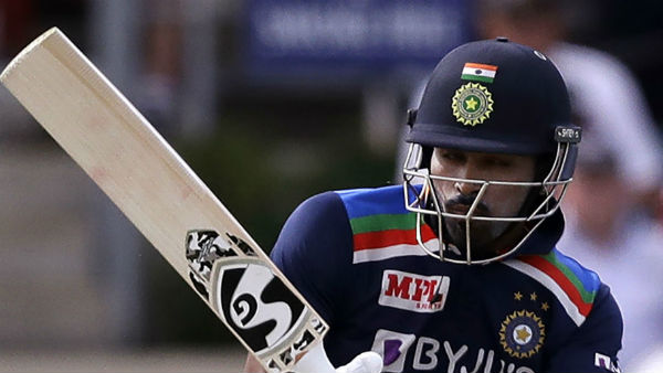 क्या टेस्ट टीम में शामिल करना चाहिए 