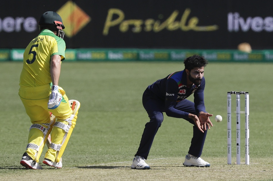 IND vs AUS: T20I सीरीज से बाहर हुए रवींद्र जडेजा, शार्दुल ठाकुर की एंट्री