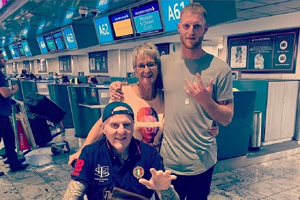 बाबर आजम ने लिखा ये मैसेज-