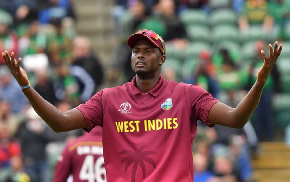 विश्व के नंबर 1 ऑलराउंडर जेसन होल्डर थे हैरान, जब छीन ली गई थी टीम की कमान