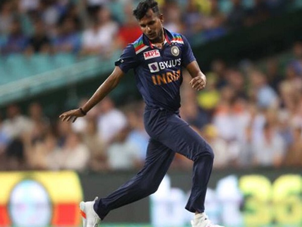 नहीं है जश्न मनाने की आदत