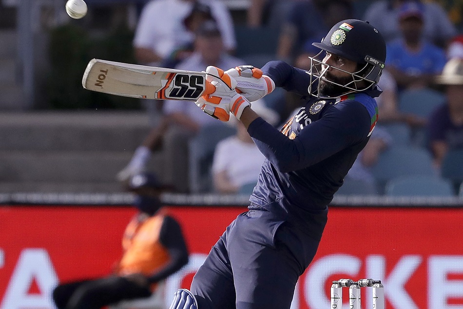 भारत के 3 खिलाड़ी, जिन्होंने 2020 में वनडे में सबसे अधिक छक्के लगाए