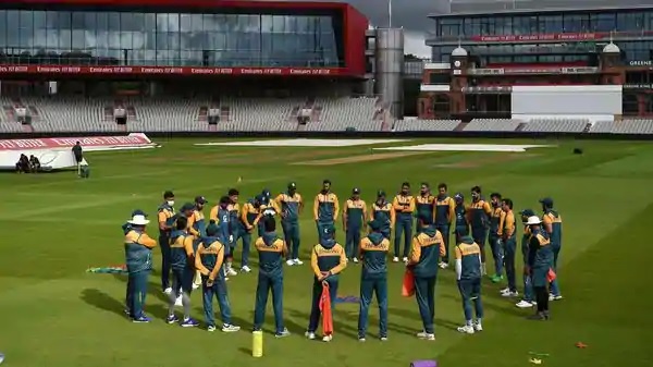 2. पाकिस्तान- विवादों से दूर रहना और ओवरसीज जीत