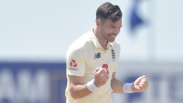 डबल रिवर्स स्विंग-